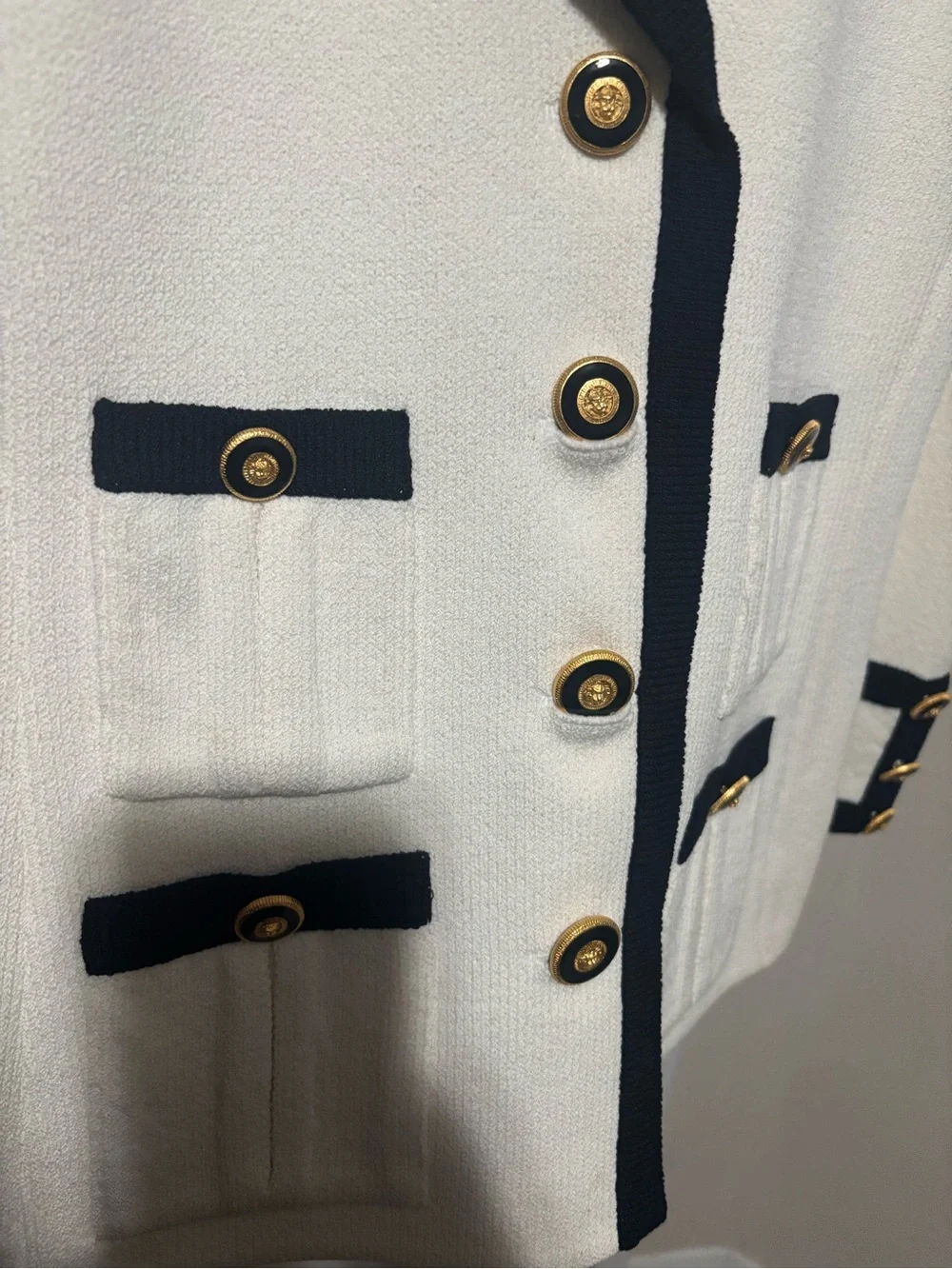Vintage St John Collection Ivory and Black Santana 90s Knit Blazer Jacket - Picture 13 of 13